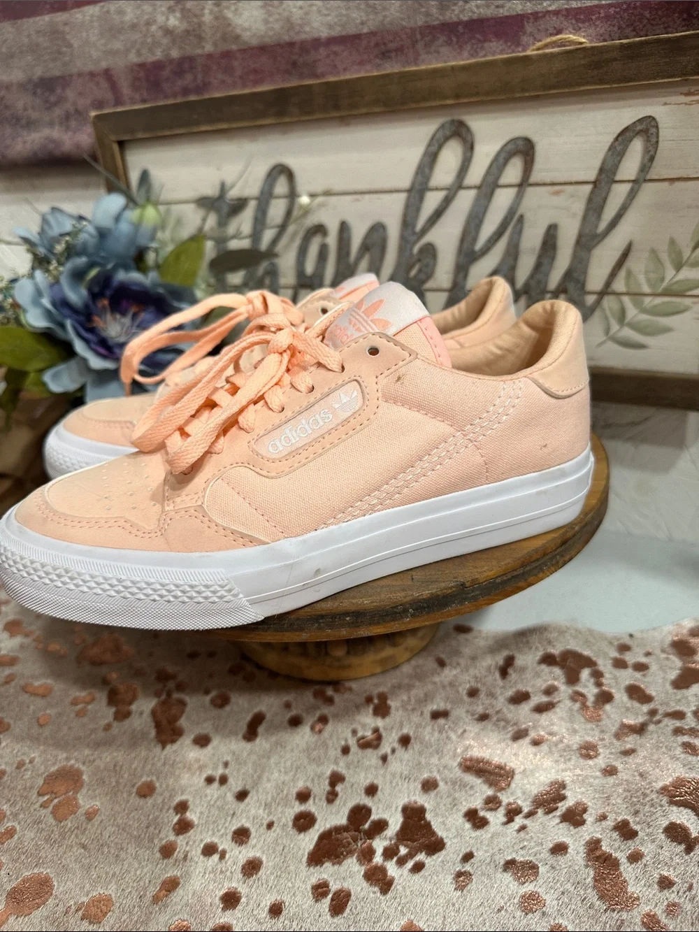 adidas Peach/White Kids Low-Top Sneakers